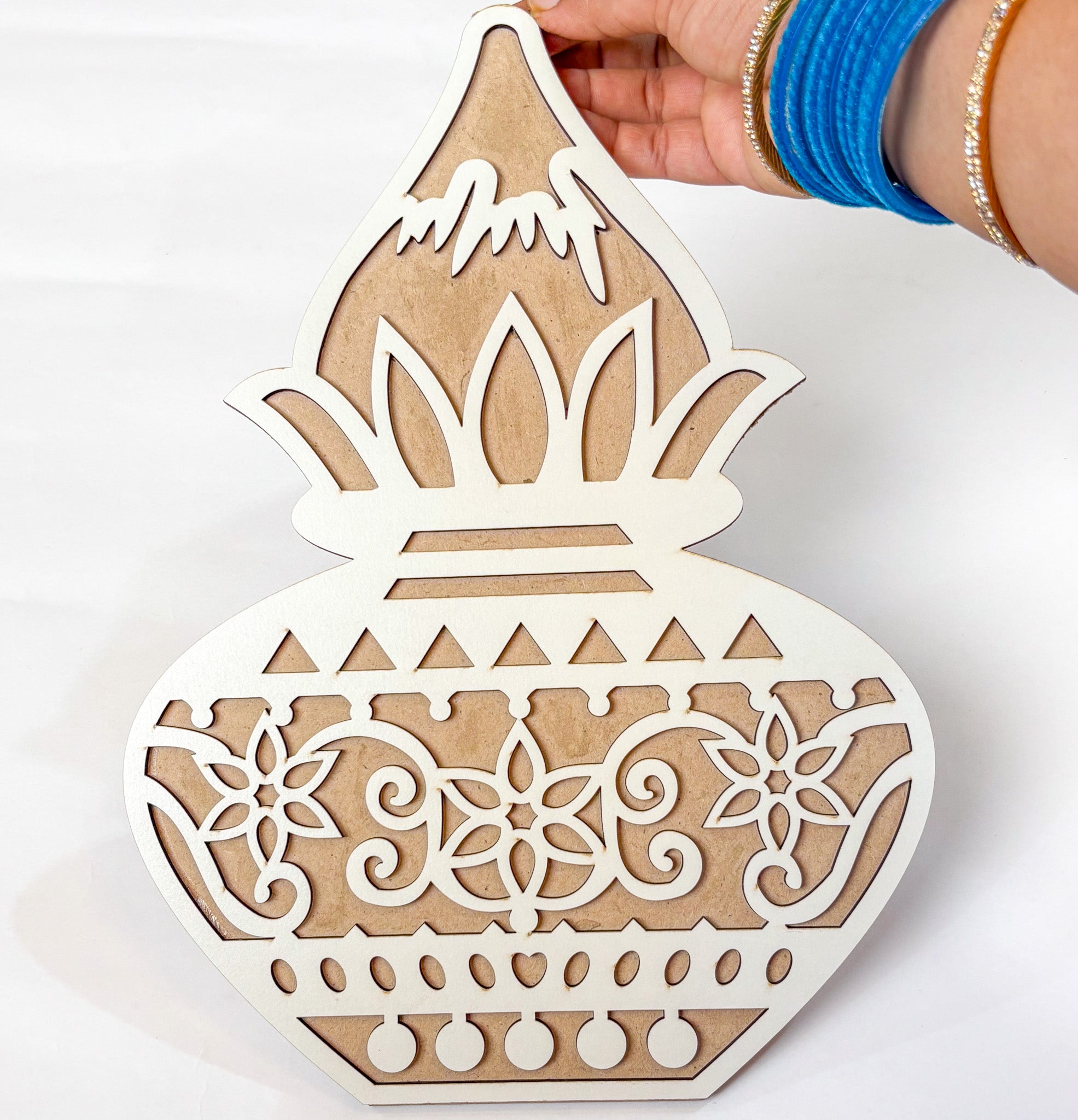 kalash rangoli