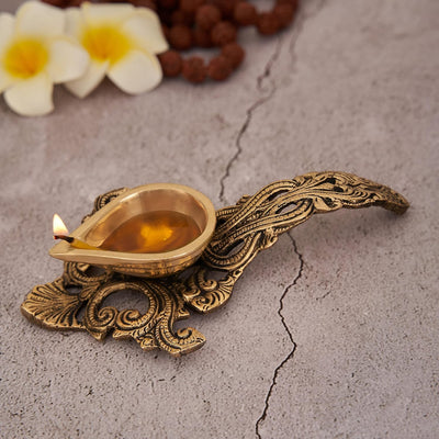 CHITRASHILA® Pure Brass Aarti Diya with Beautiful Handle Gold Antique Finish Oil Lamp Kapoor Dani